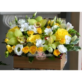 Cutie carte cu flori galbene
