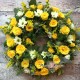 Coroana rotunda cu trandafiri galbeni