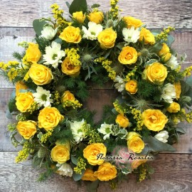 Coronita rotunda cu trandafiri galbeni