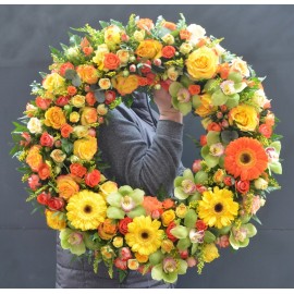 Coroana cu gerbere si orhidee