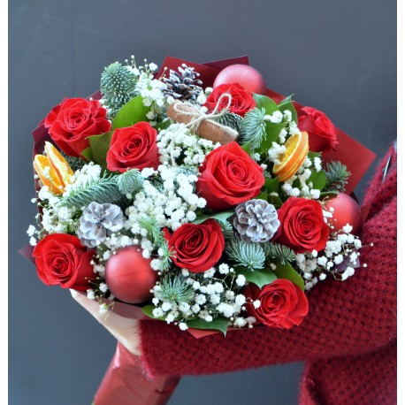 Buchet de Craciun cu trandafiri
