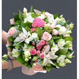 Buchet alb-roz cu orhidee