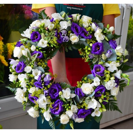 Coronita funerara cu eustoma mov